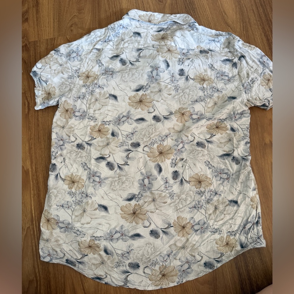 Floral Button down shirt - Picture 5 of 7